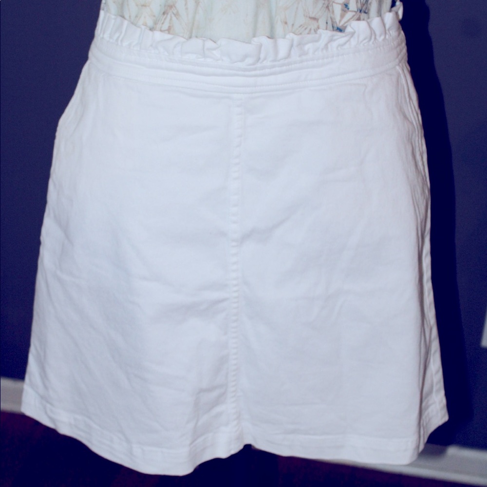 White denim skirt